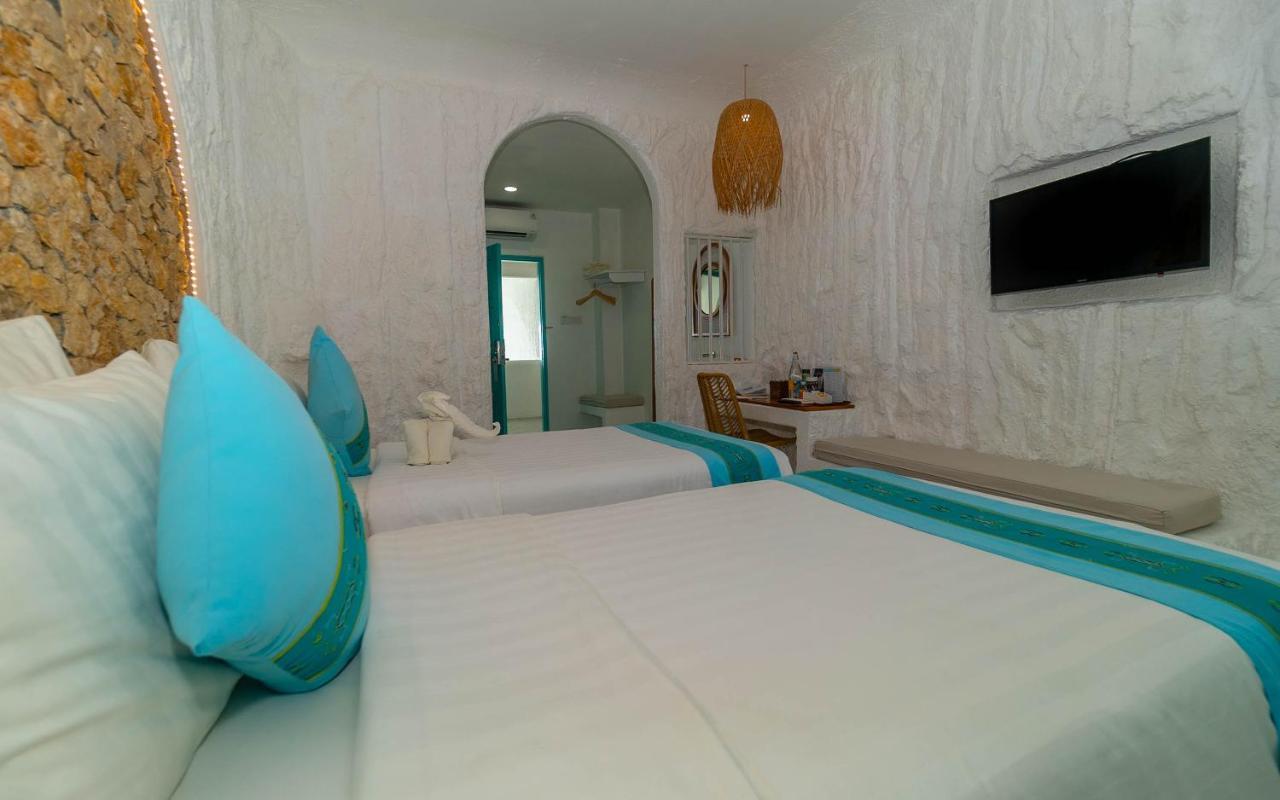 Loccal Collection Hotel Komodo Labuan Bajo Exterior foto