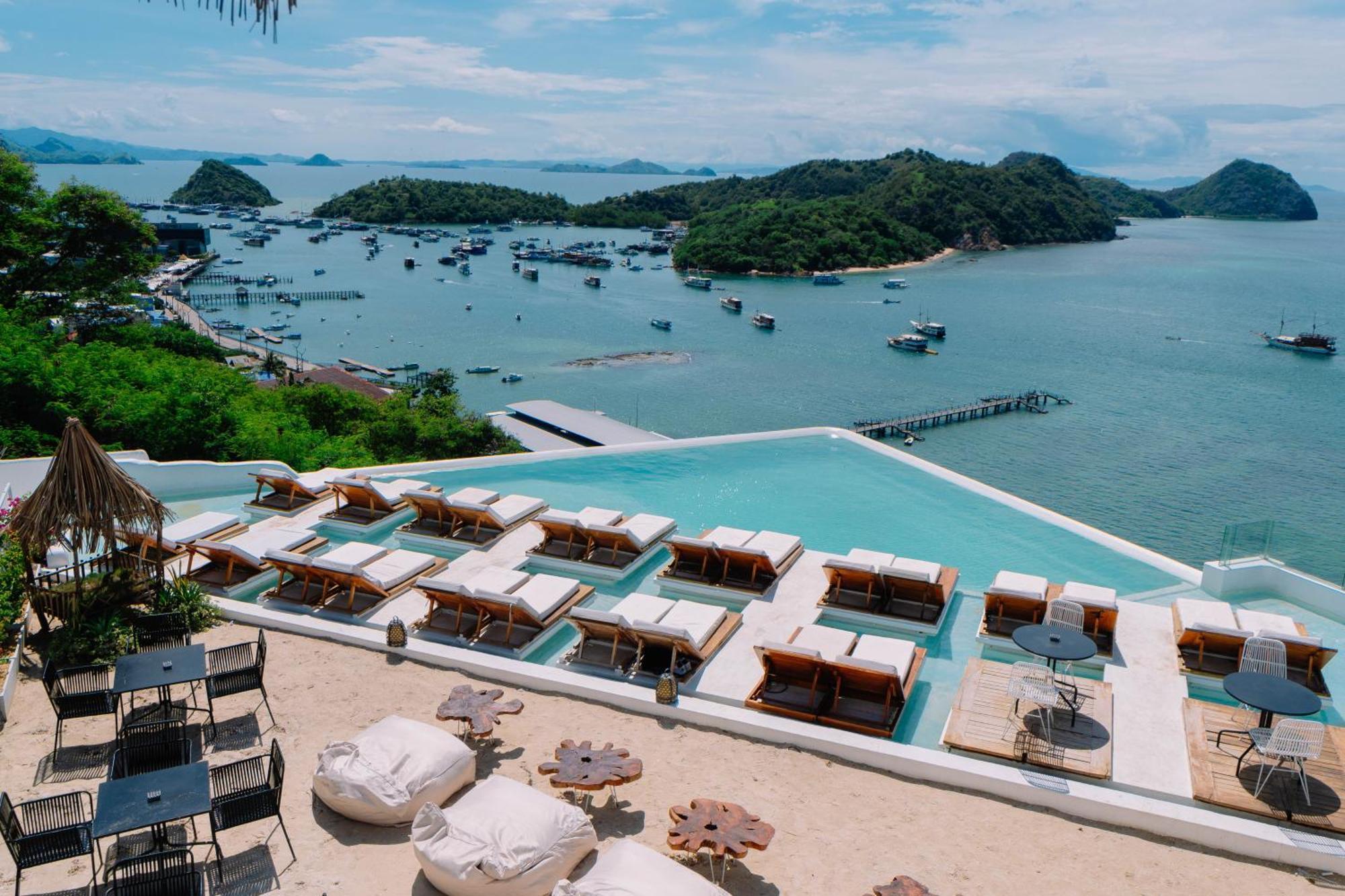 Loccal Collection Hotel Komodo Labuan Bajo Exterior foto